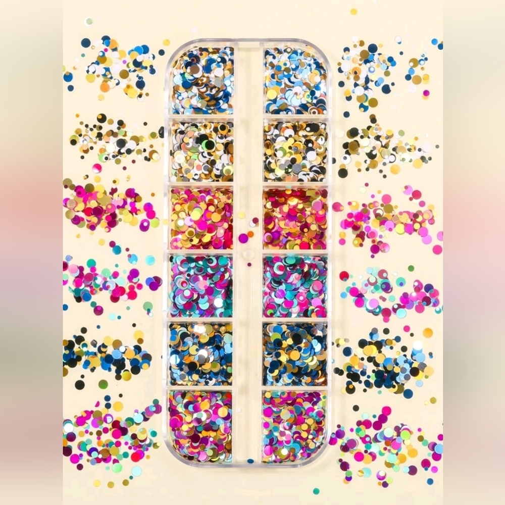 FREE. ❤️ 1 Box  Round shaped Nail art decoration